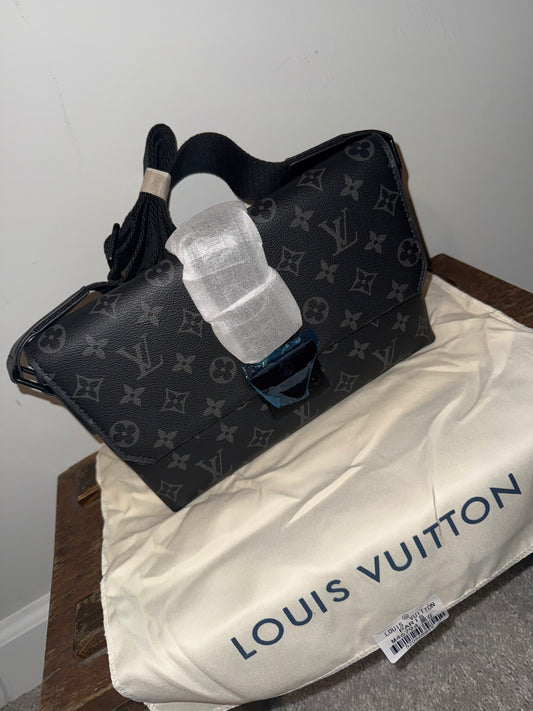 Messenger bag